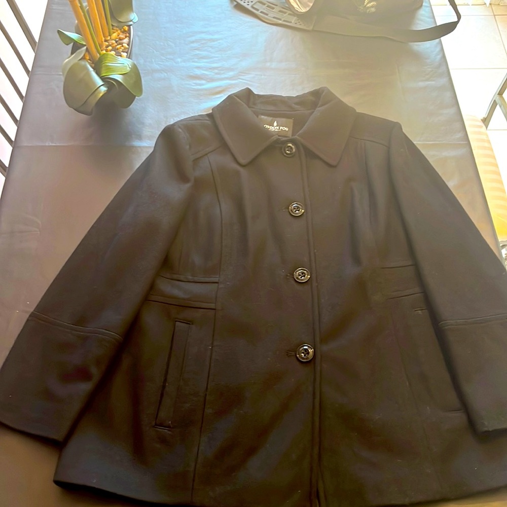 Women’s XL black pea coat